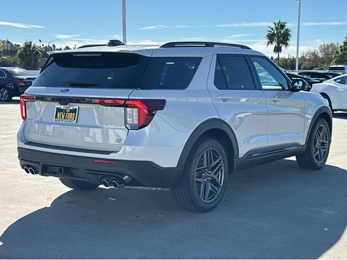 New 2026 Ford Explorer ST image 6