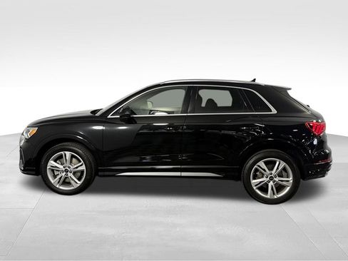 Used 2023 Audi Q3 2.0T Premium Plus w/ Premium Plus Package AWD/4WD image 10