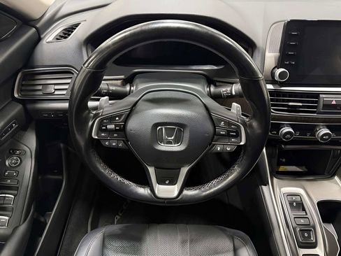 Used 2020 Honda Accord Touring image 22