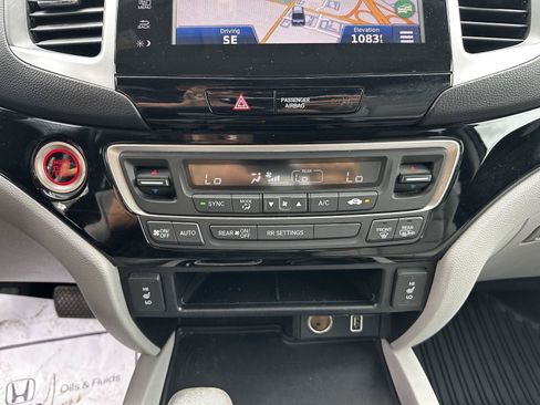 Certified 2019 Honda Ridgeline RTL-E image 17