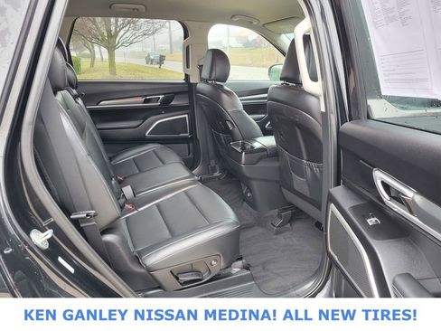 Used 2021 Kia Telluride LX image 46