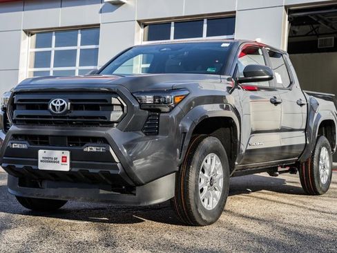 New 2026 Toyota Tacoma SR5 image 3