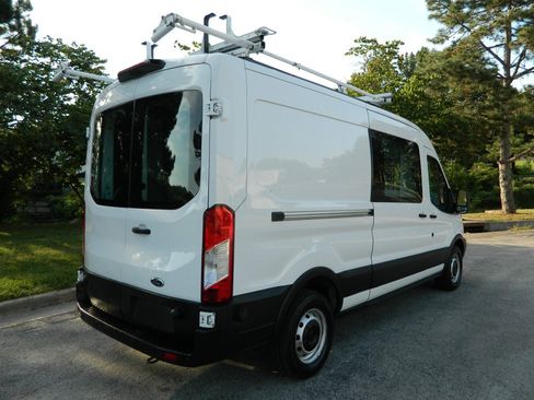 Used 2019 Ford Transit 250 148 Medium Roof RWD image 7