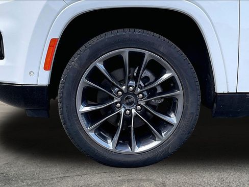Certified 2025 Jeep Grand Wagoneer Series II Obsidian w/ Quick Order Packagew 28T AWD/4WD image 8