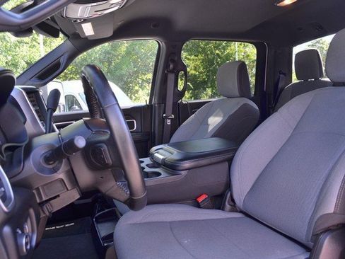 Used 2024 RAM 3500 Big Horn image 18