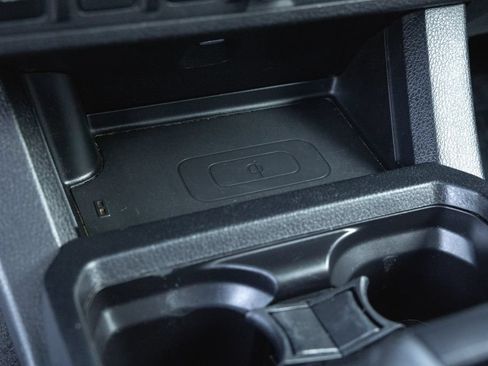 Used 2019 Toyota Tacoma TRD Off-Road AWD/4WD image 20