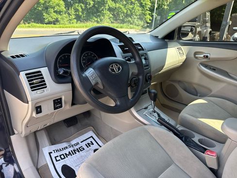 Used 2012 Toyota Corolla LE FWD image 10