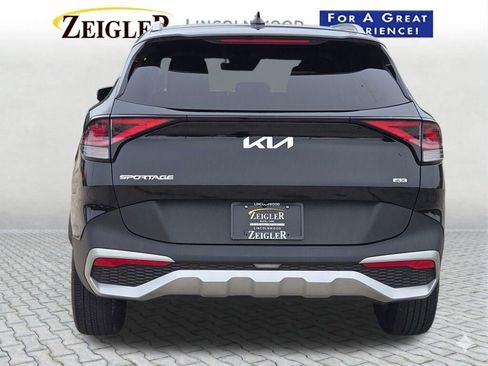 Used 2024 Kia Sportage EX AWD/4WD image 12