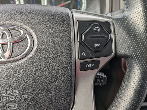 Used 2016 Toyota 4Runner SR5 image 18