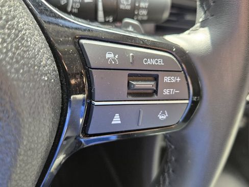 Used 2025 Honda Pilot EX-L image 25