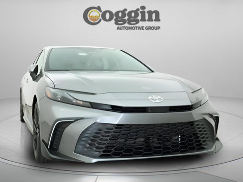 New 2026 Toyota Camry SE FWD image 28