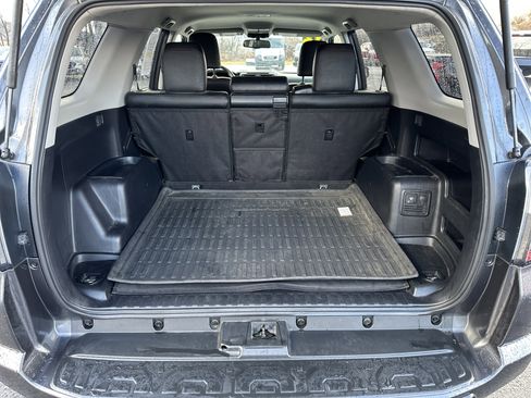 Used 2016 Toyota 4Runner TRD Pro image 5