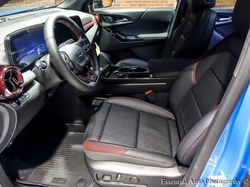 New 2026 Chevrolet Equinox RS w/ Convenience Package III AWD/4WD image 10