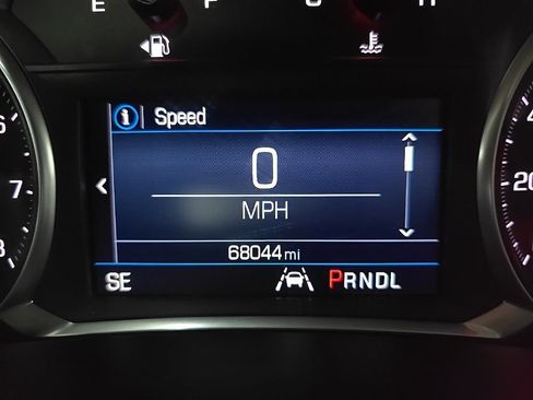 Used 2021 Chevrolet Equinox LT FWD image 24