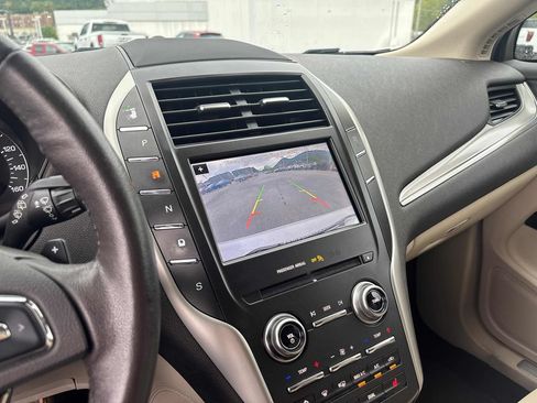 Used 2019 Lincoln MKC Premiere AWD/4WD image 15