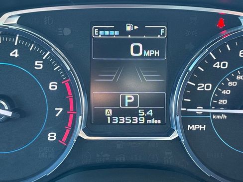 Used 2017 Subaru Forester 2.5i Touring AWD/4WD image 23