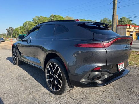 Used 2021 Aston Martin DBX AWD/4WD image 3