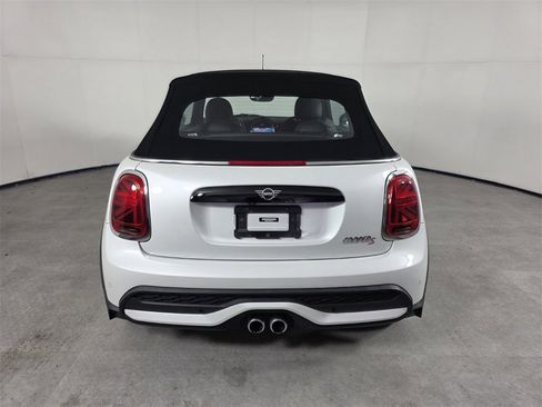 Used 2024 MINI Cooper S image 6