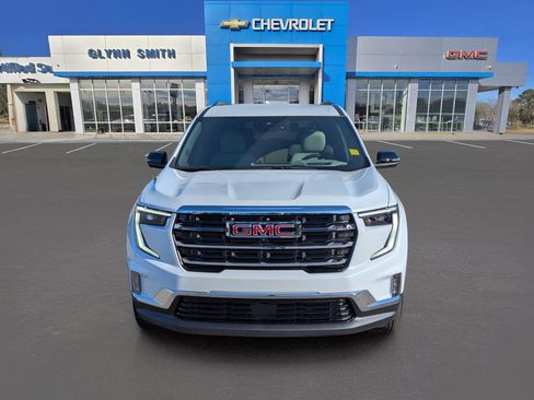 Used 2026 GMC Acadia Elevation w/ Elevation Premium Package FWD image 2