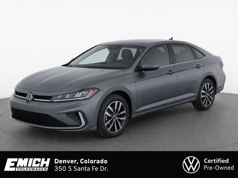 Used 2026 Volkswagen Jetta SE FWD image 1