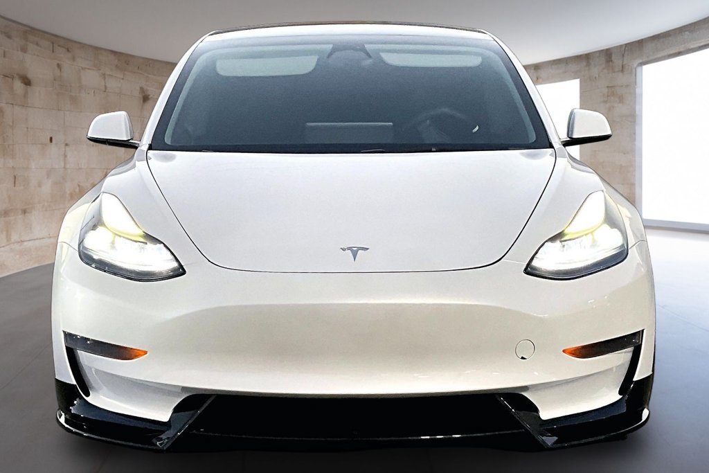 Used 2023 Tesla Model 3 Standard Range RWD image 4