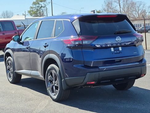 New 2026 Nissan Rogue SV w/ Cold Weather Package image 4