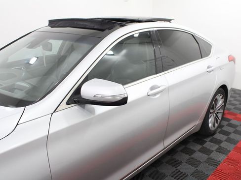 Used 2015 Hyundai Genesis 3.8 w/ Option Group 03 AWD/4WD image 10
