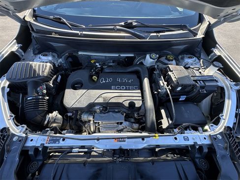 Used 2022 GMC Terrain SLE w/ Driver Convenience Package image 25