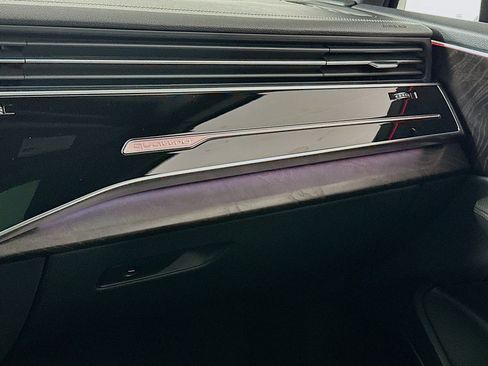 Used 2023 Audi Q7 3.0T Premium Plus image 16