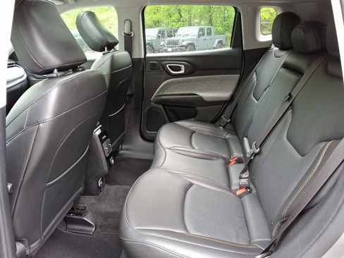 Certified 2022 Jeep Compass Latitude w/ Sun and Sound Group image 10