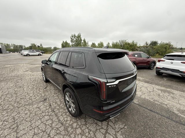 Used 2020 Cadillac XT6 Sport AWD/4WD image 3