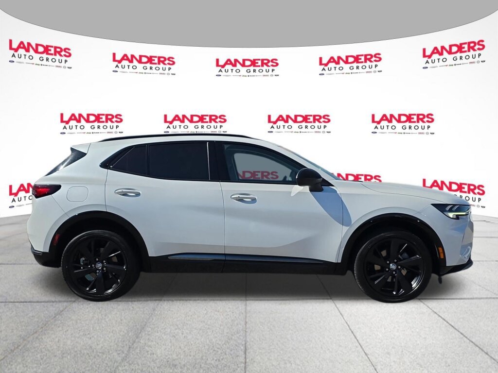 Used 2023 Buick Envision Essence w/ Sport Touring Package AWD/4WD image 2