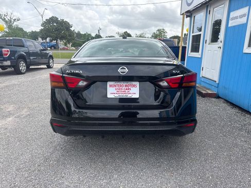 Used 2022 Nissan Altima 2.5 SV image 11