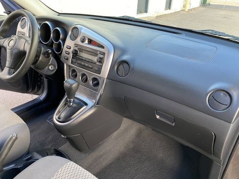 Used 2008 Toyota Matrix FWD image 36