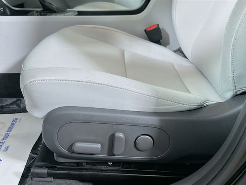 Certified 2024 Hyundai Kona SEL image 18