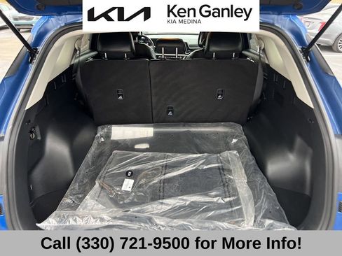 Certified 2025 Kia Sportage EX image 52