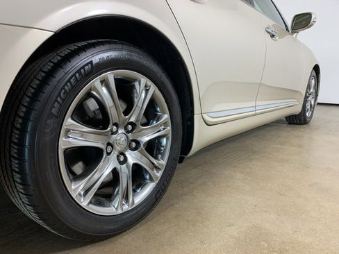 Used 2012 Lexus LS 460 AWD image 9