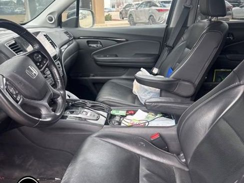 Used 2019 Honda Pilot Elite image 9