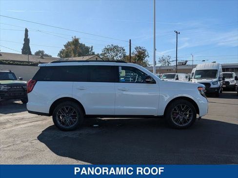 New 2025 Ford Expedition Platinum w/ Stealth Performance Package image 6