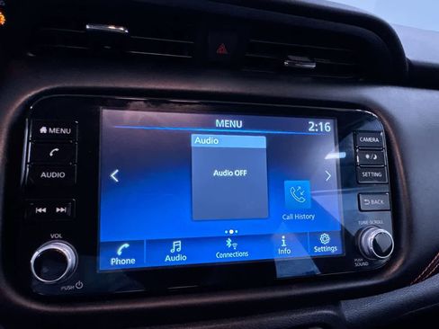 Used 2021 Nissan Kicks SR image 23