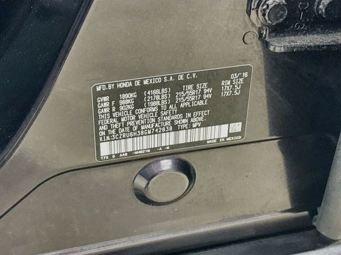 Used 2016 Honda HR-V LX image 28