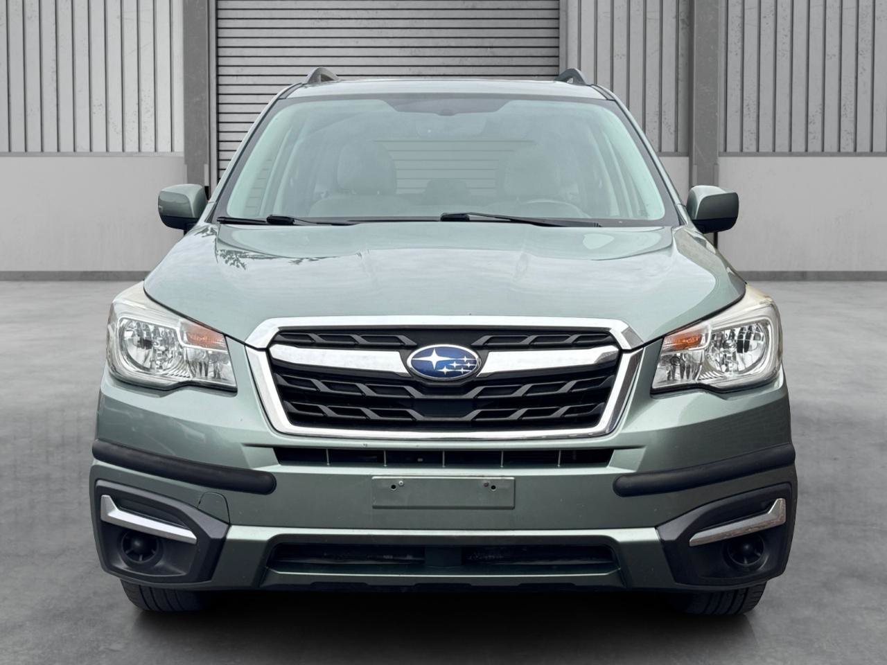 Used 2017 Subaru Forester 2.5i Premium w/ All-Weather Package AWD/4WD image 9