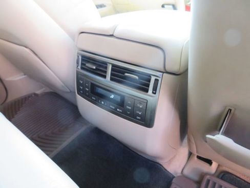 Used 2008 Lexus LX 570 4WD image 18