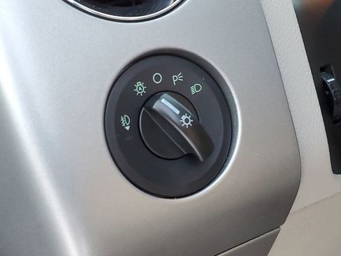 Used 2013 Ford Expedition Limited image 11