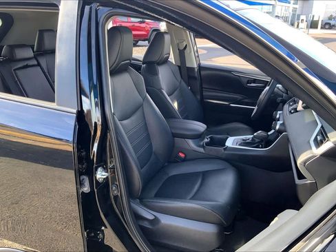 Used 2024 Toyota RAV4 XLE Premium image 16