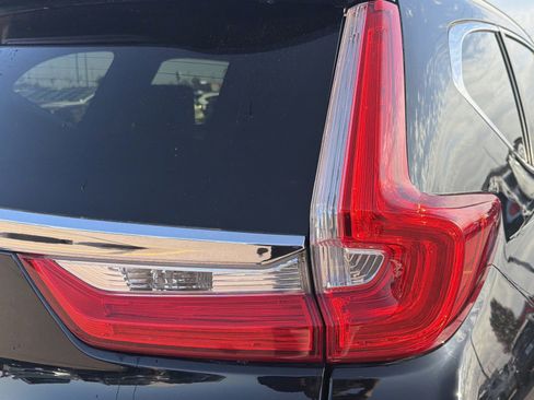Used 2018 Honda CR-V Touring image 17