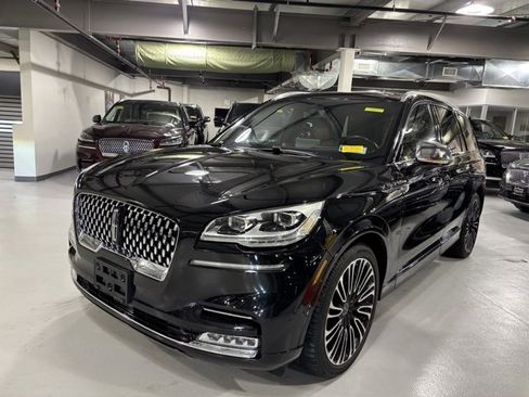 Used 2022 Lincoln Aviator Black Label w/ Dynamic Handling Package image 6