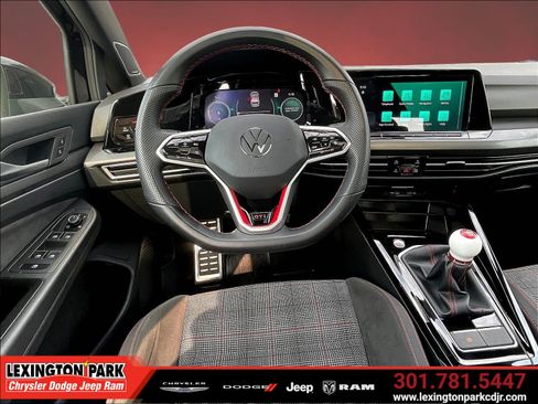 Used 2024 Volkswagen GTI SE FWD image 8