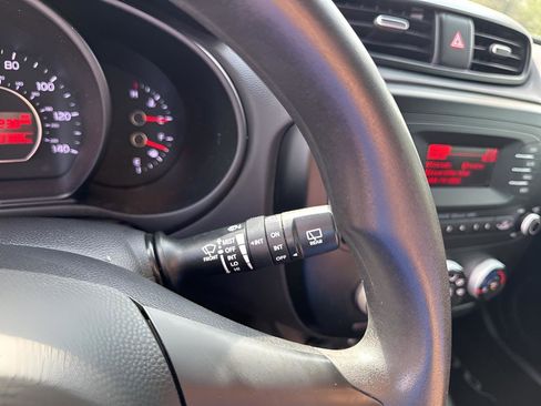 Used 2016 Kia Soul image 32