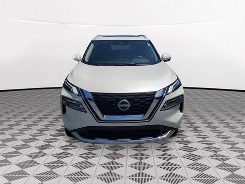 Used 2023 Nissan Rogue Platinum FWD image 2